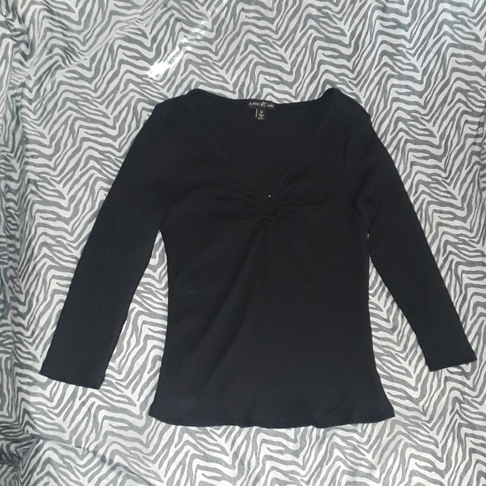 Ring Front Cut Out Top